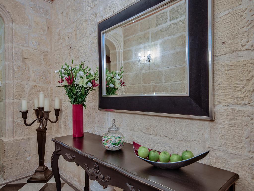 Julesy'S Bnb Cospicua Esterno foto