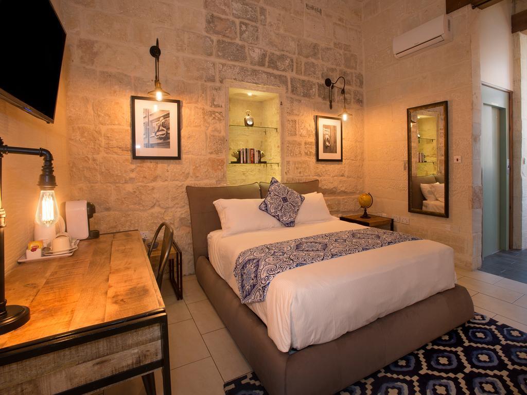 Julesy'S Bnb Cospicua Esterno foto