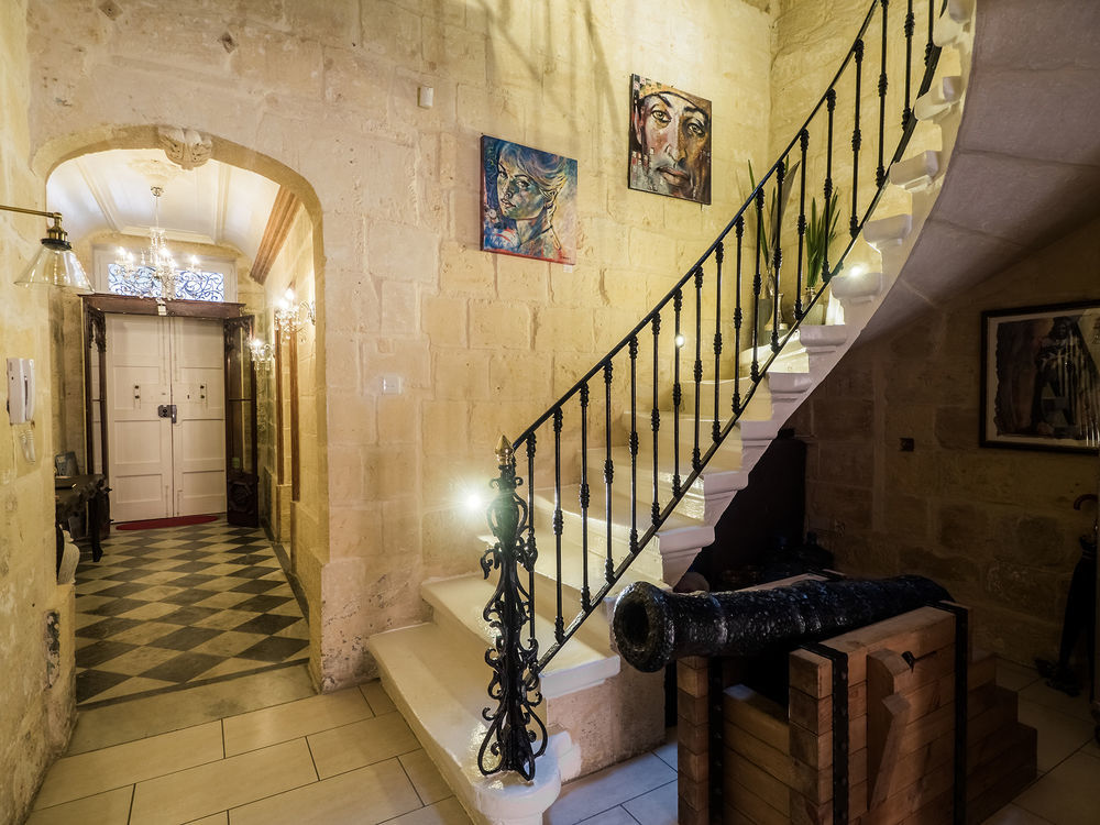 Julesy'S Bnb Cospicua Esterno foto
